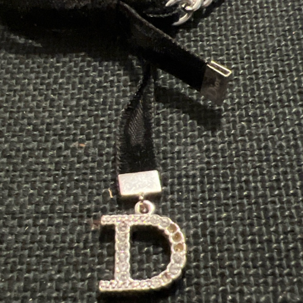 Dior Cream and Black Charm bracelet with Bow - Picture 3 of 7
